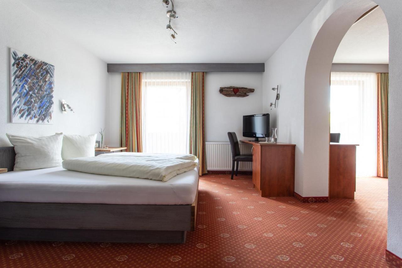Ferienhotel Bergland อาร์เซิล อิม พิทซ์ทาล ภายนอก รูปภาพ